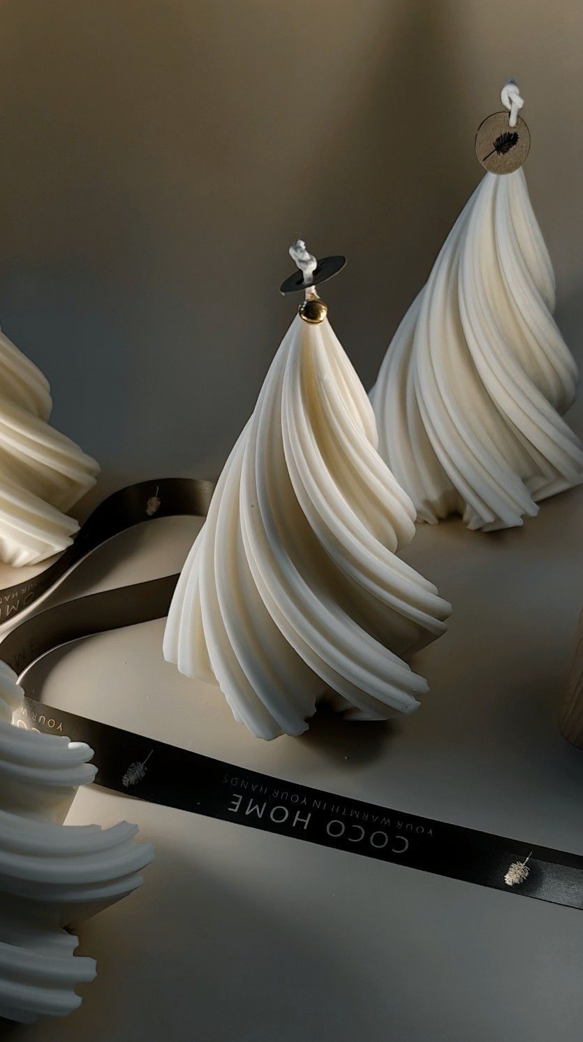 Winter Willow Premium Decorative Soy Wax Candle