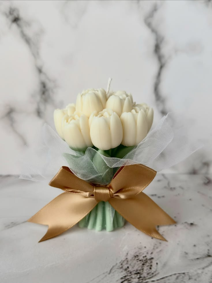Floret Flame Floral Decorative Soy Wax Candle