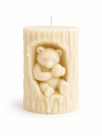 Woodland Bear Tree Trunk Sculptural Soy Wax Candl - Vyomas Decor