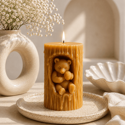 Woodland Bear Tree Trunk Sculptural Soy Wax Candl - Vyomas Decor